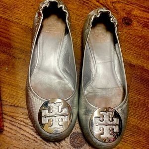 Tory Burch silver Reva size 8.5